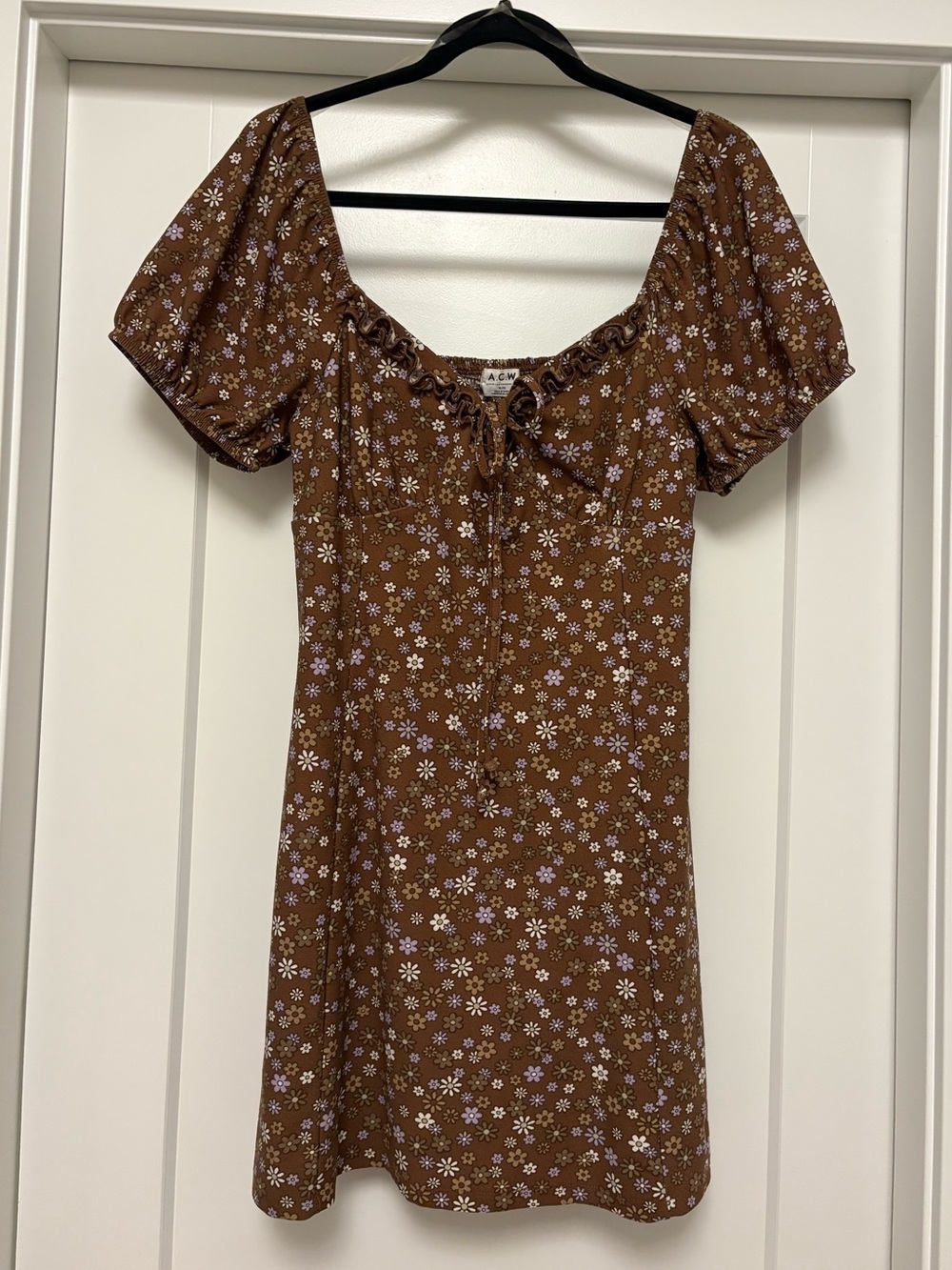 Ardene Brown Floral Puff-Sleeve Mini Dress